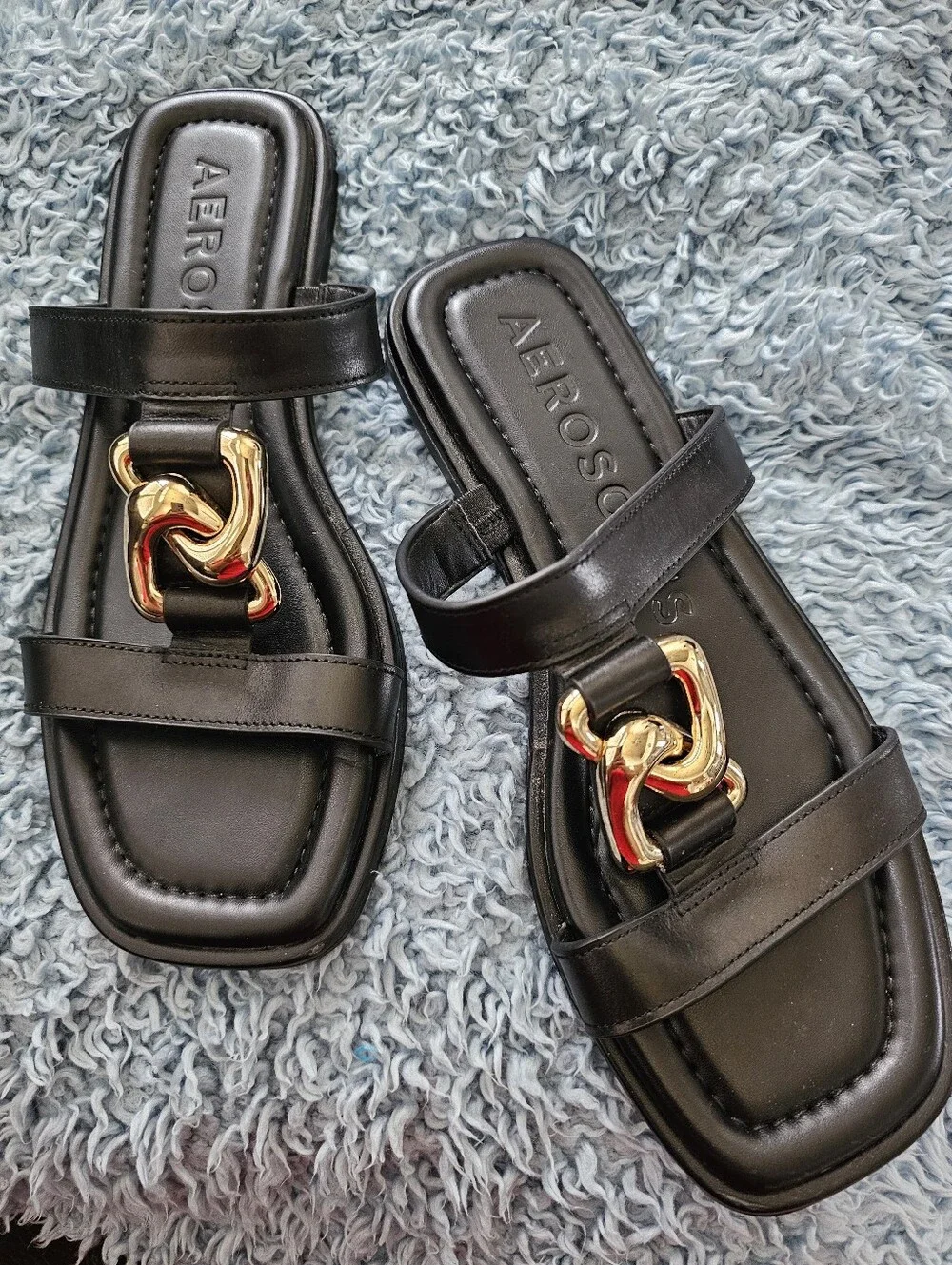 AEROSOLES Black Slide Sandals with Gold Chain Accent Sz 8